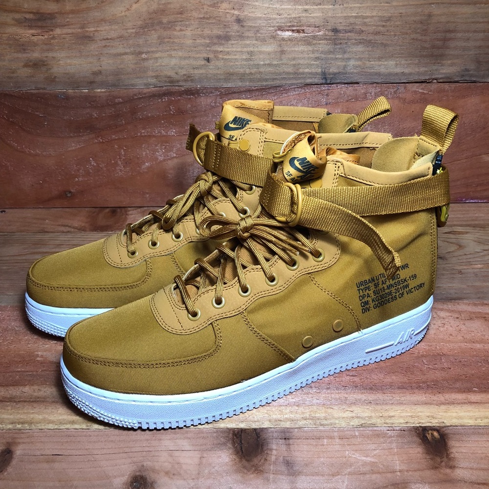 New Nike Men’s SF AF1 917753-700 size 10.5